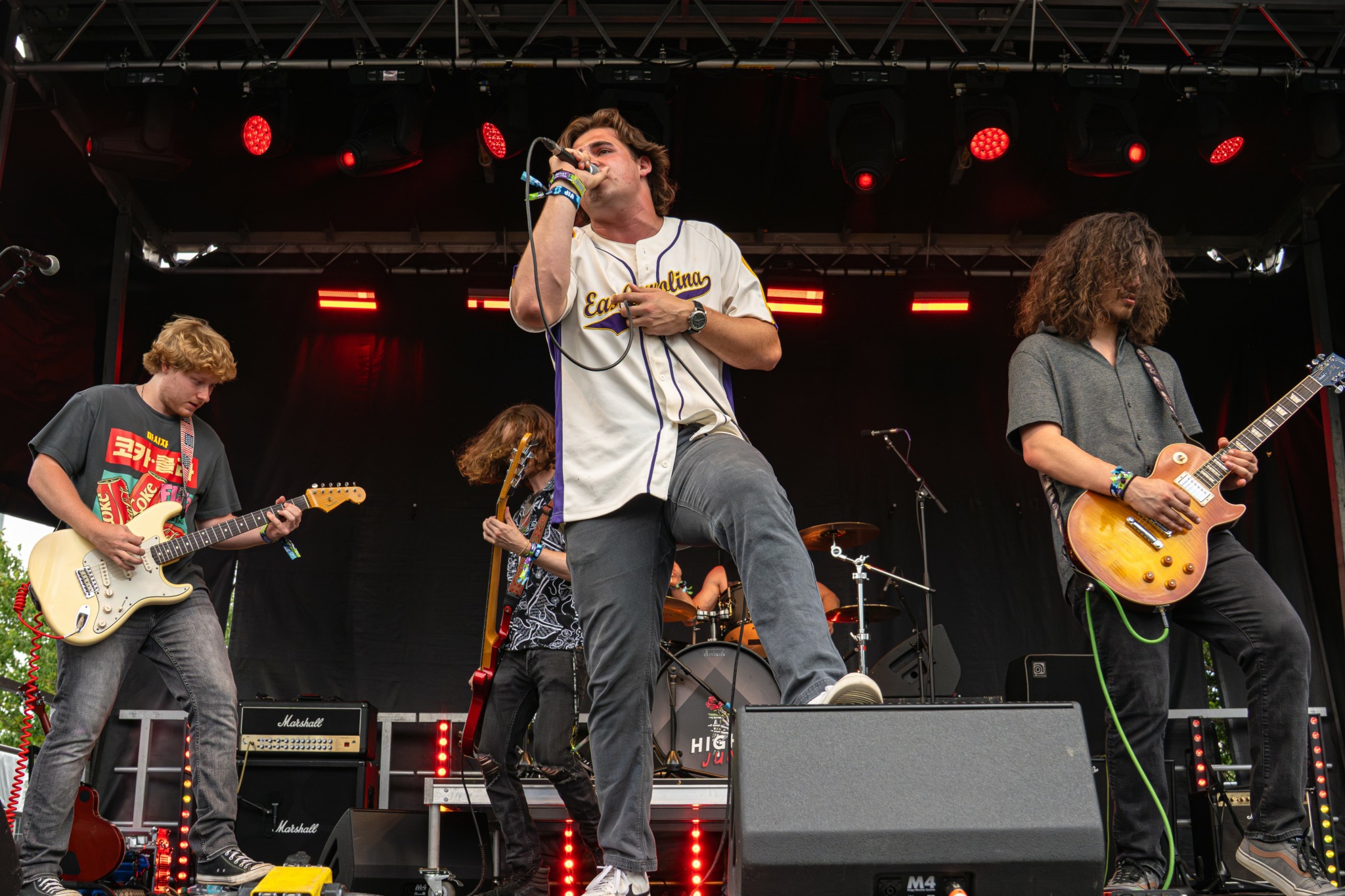 High June live on tour